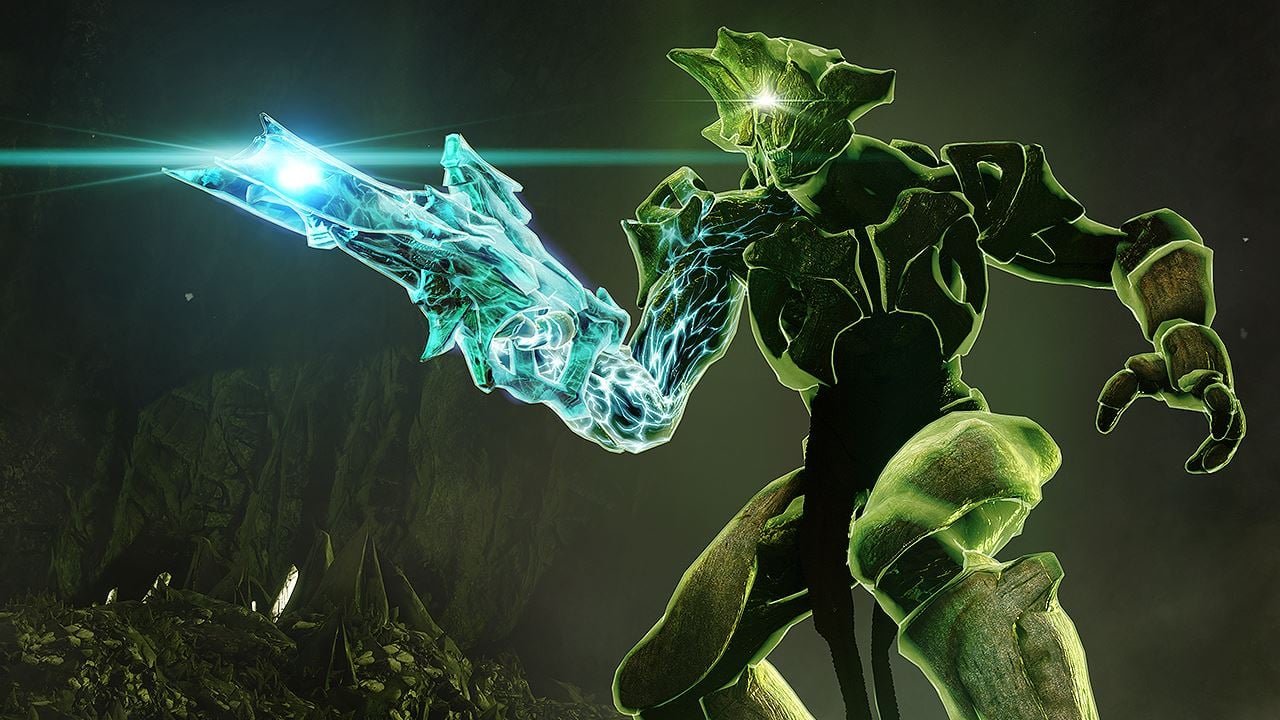 Enkaar, l'Oint : un Chevalier de la Ruche spectral, vert et translucide, le bras tendu